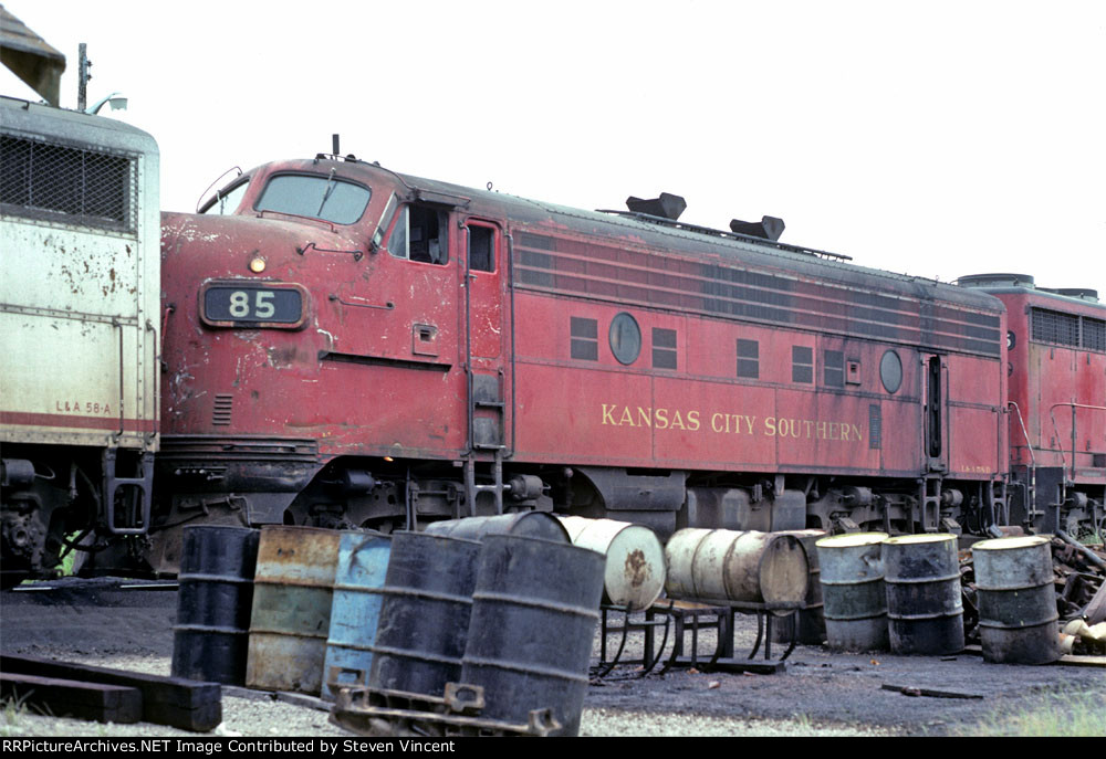 Kansas City Southern F3A KCS #85